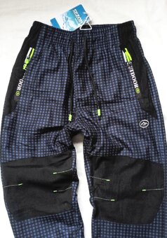 nové teplé outdoorové kalhoty , 9-10 let, 140 cm - 2