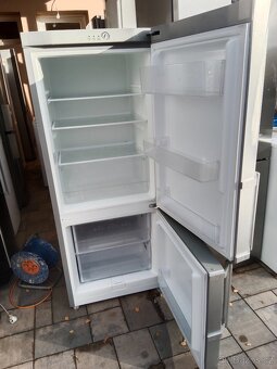 Lednice s mrazakem Samsung - 2