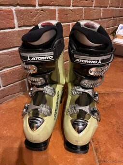 Dámské lyžáky Atomic vel. 40-41cm - 2