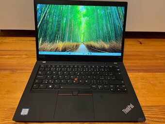 Lenovo ThinkPad T490 - 2