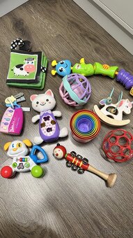 hračky pro menší děti - 2