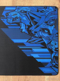 Herní podložka pod myš - 2