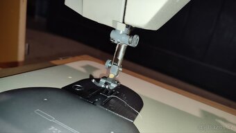 Šicí stroj veritas - 2