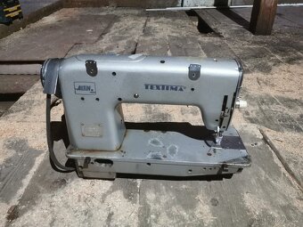 Šicí stroje - 2