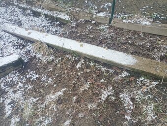 Betonové sloupky poškozené - 2