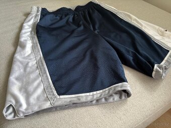 Oboustranné kraťasy, šortky - NIKE - 2