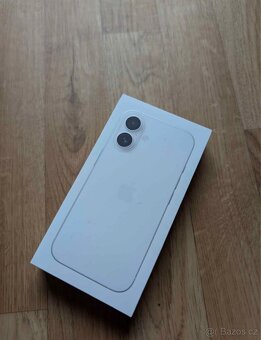 Apple iPhone 16 128GB bílý - 2