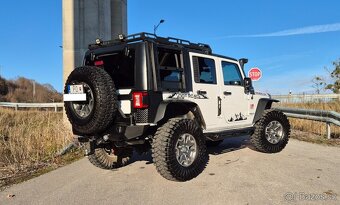 Jeep Wrangler Rubicon - 2