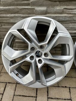 Prodám originální alu kola Altair (Škoda Octavia RS IV) - 2