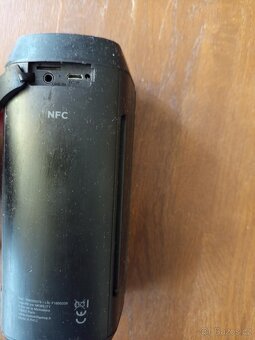 Bluetooh repráček se vstupem na 3.5mm jack - výdrž cca 10h - 2