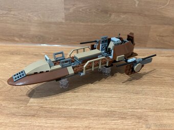 LEGO Star Wars Desert Skiff - 2