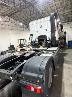 Prodam Mercedes Actros 1843 - 2