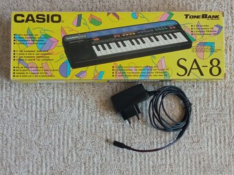 Casio SA-8 Keyboard - 2