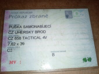 Puška samonabijeci CZ 858 - 2