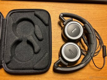 Sluchatka AKG K451 - 2
