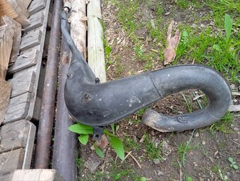 Koleno výfuku Gilera - 2