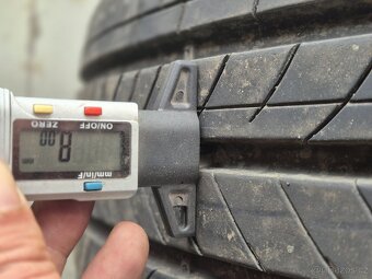 Prodam nove pneu 245/45/20 Hankook - 2
