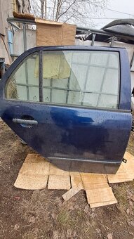 Dveře fabia 1 tmavě modrá 9460 - 2
