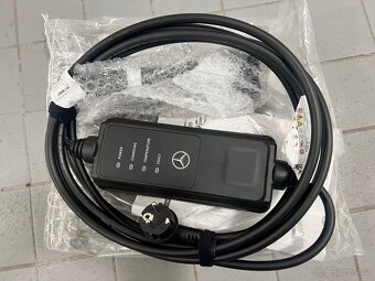 Prodám Mercedes nabíjecí kabel - 2