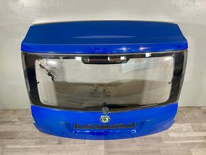 ŠKODA ROOMSTER - 5J - 2006-2015 - víko / 5-té dveře - 4590 - 2