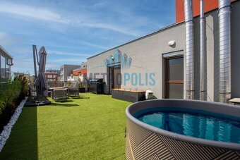Prostorný a světlý byt 3+kk s obrovskou terasou, balkónem, p - 2