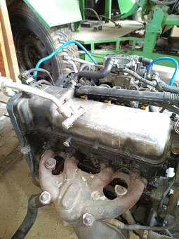 Fiat Punto 1.2 8V motor + výfuk + další náhradní díly - 2