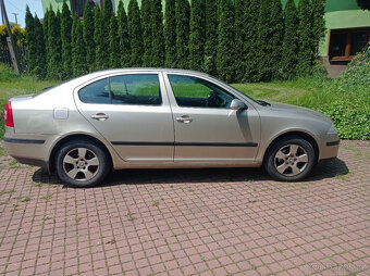 Škoda Octavia II 1.6 85 kW – na náhradní díly / opravu - 2