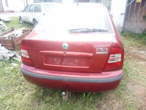 Škoda Octavia 2,0 i Benzín - 2