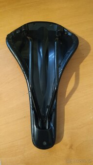 Sedlo Specialized Henge Body Geometry - 2