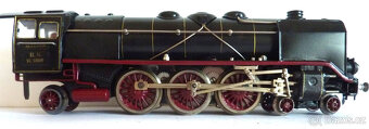 MÄRKLIN 20voltová brilantní parní lokomotiva HR7012920 (star - 2