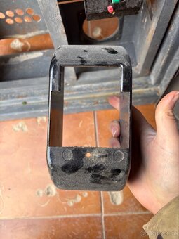 Kovová rozvodnice / rozvaděč / bedna - 2