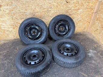 SADA DISKŮ 6R0601027C 5X100 57,1mm ET38 6Jx15H2 185/65R15 - 2