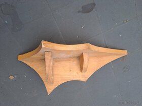 Rohová polička - 2