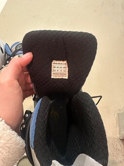 Kolečkové brusle 26.5cm + vybavení - 2