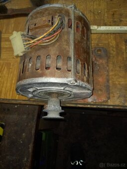 Motor k automat.pračce - 2