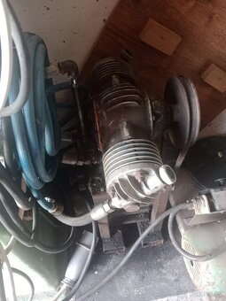 Retro ,kompresor-dvouvalec,po dědovi, - 2