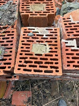 děrované cihly - 2