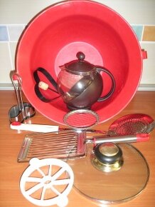 Kuchyňské pomůcky - 2