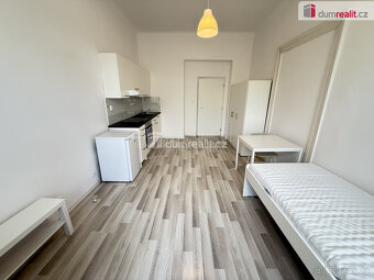 Pronájem bytu 1+kk 28 m2 P5 Smíchov po rekonstrukci cihla ne - 2