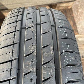 Uplně nové letní pneu 185/65 R14 86H Sailun - 2