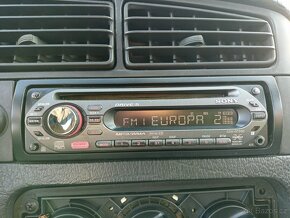 Prodám autorádio Sony CDX-GT200 S - 2