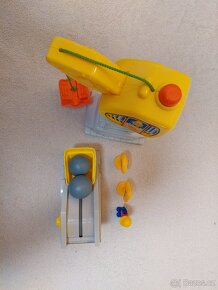 Jeřáb a nákladní rampa - 2