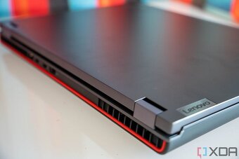 Lenovo thinkpad p16 gen2 - 2