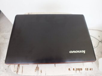 Lenovo y570 - 2