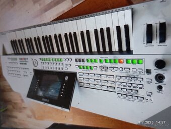 Klávesy Yamaha Tyros 2 - 2