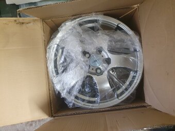 Nova alu kola R 17 5x108 DEZENT - 2