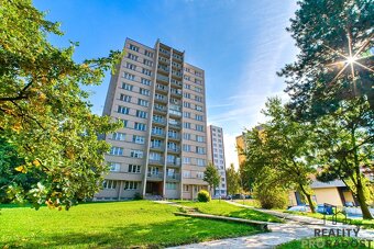 Prodej družstevního bytu 2+kk s krásným výhledem v Ostravě- - 2