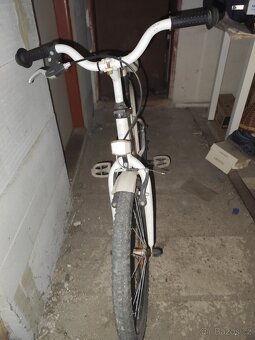 Dívčí bílé kolo 20 " - 2