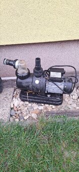 Bazénová filtrace a čerpadlo. - 2