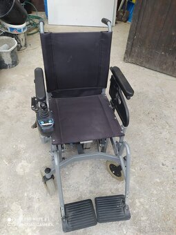 Elektrický invalidní vozík - 2